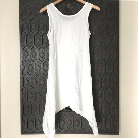 White Maiden Flowy Cotton Handkerchief Dress - Picture 3 of 15